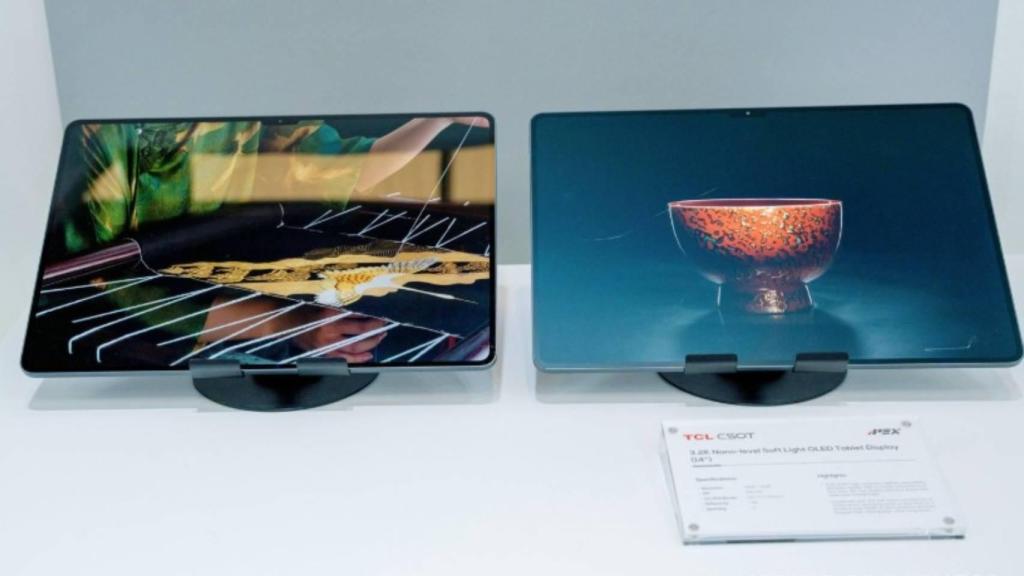 Unas tablets TCL en el stand de la firma durante el MWC.