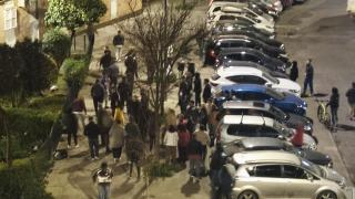Imagen de las patrullas vecinales en la barriada sevillana de El Cerezo.