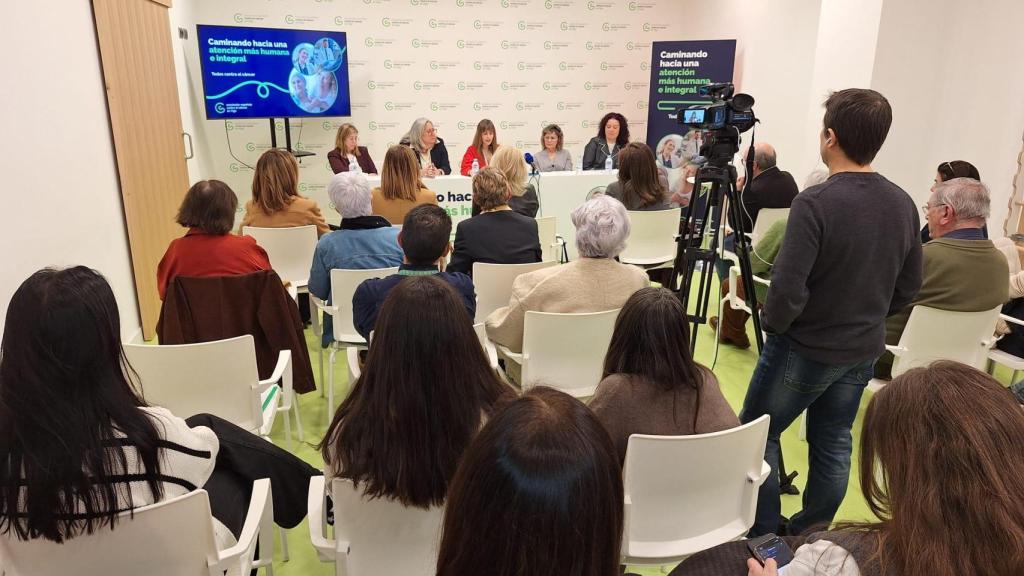 La AECC reclama en Vigo una atención más humana para sus pacientes.