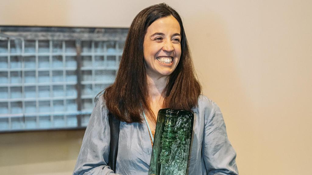 Esther Gatón, ganadora X Premio Cervezas Alhambra Arte Emergente