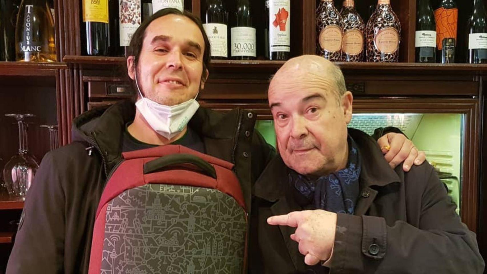 Antonio Resines, con su hijo Ricardo, en las redes sociales.