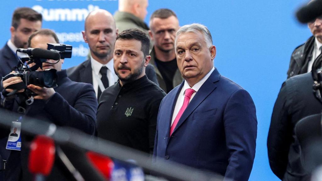 El presidente de Ucrania, Volodímir Zelenski, y el primer ministro húngaro, Viktor Orban, en una imagen de archivo.