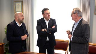 José Manuel Lage, Valentín González Formoso y Juan Luis Delgado.
