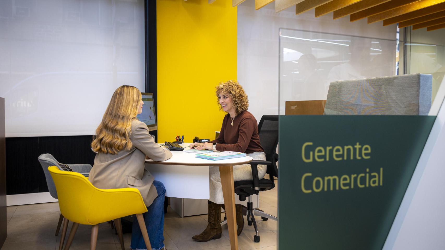 El 49 % de la plantilla de Globalcaja son mujeres.
