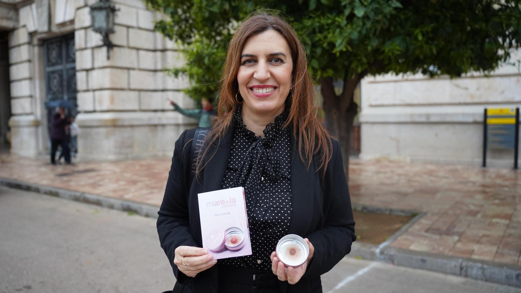 Mireia Martínez, fundadora de Miareola, el proyecto que diseña prótesis realistas para mujeres con cáncer.