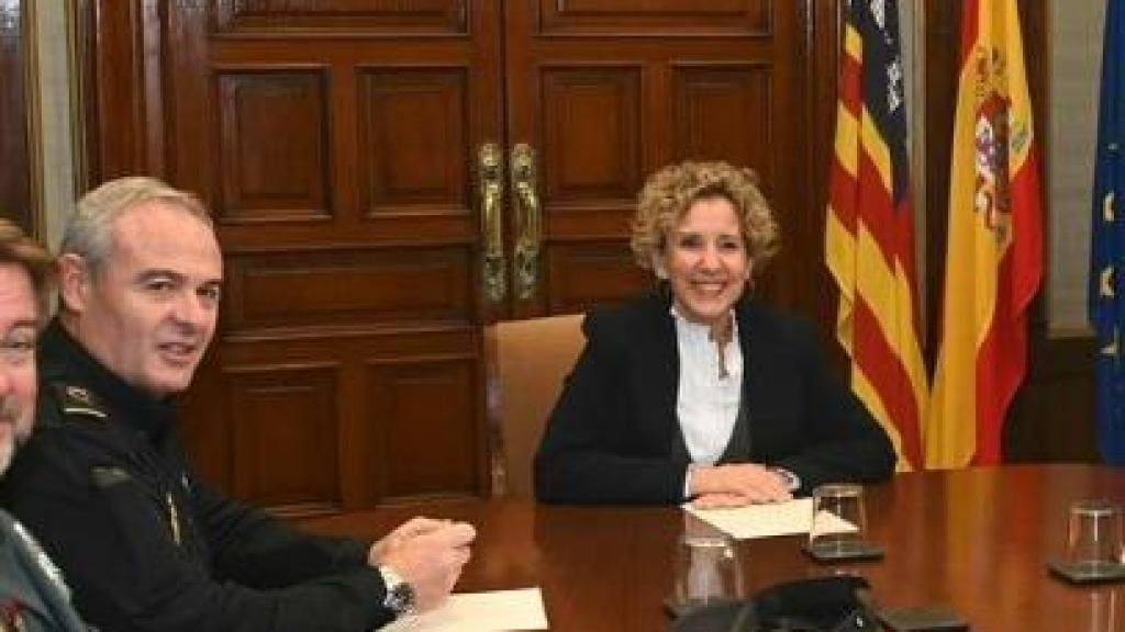 Aina Calvo y el nuevo DAO Santafé, en una reunión en la etapa que compartieron en Baleares.