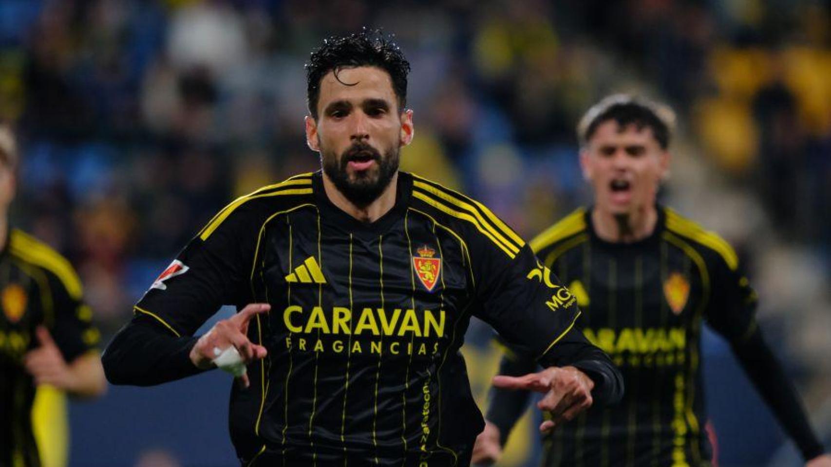 Kodro celebra el 0-1 en el Cádiz - Real Zaragoza.