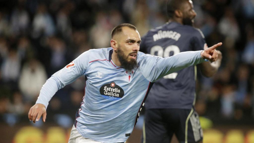 Borja Iglesias celebra el empate ante el Real Madrid.