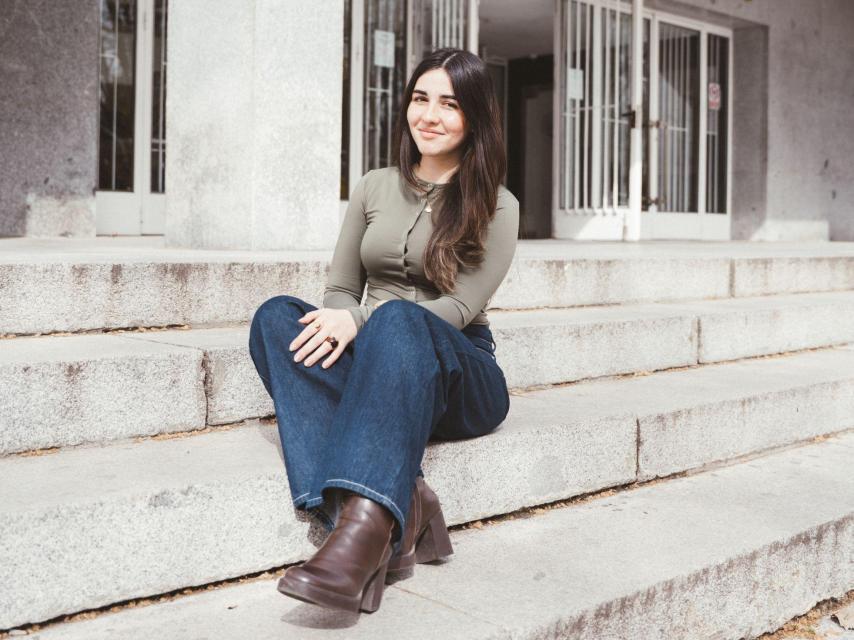 María Gómez de 21 años, cursa Periodismo.