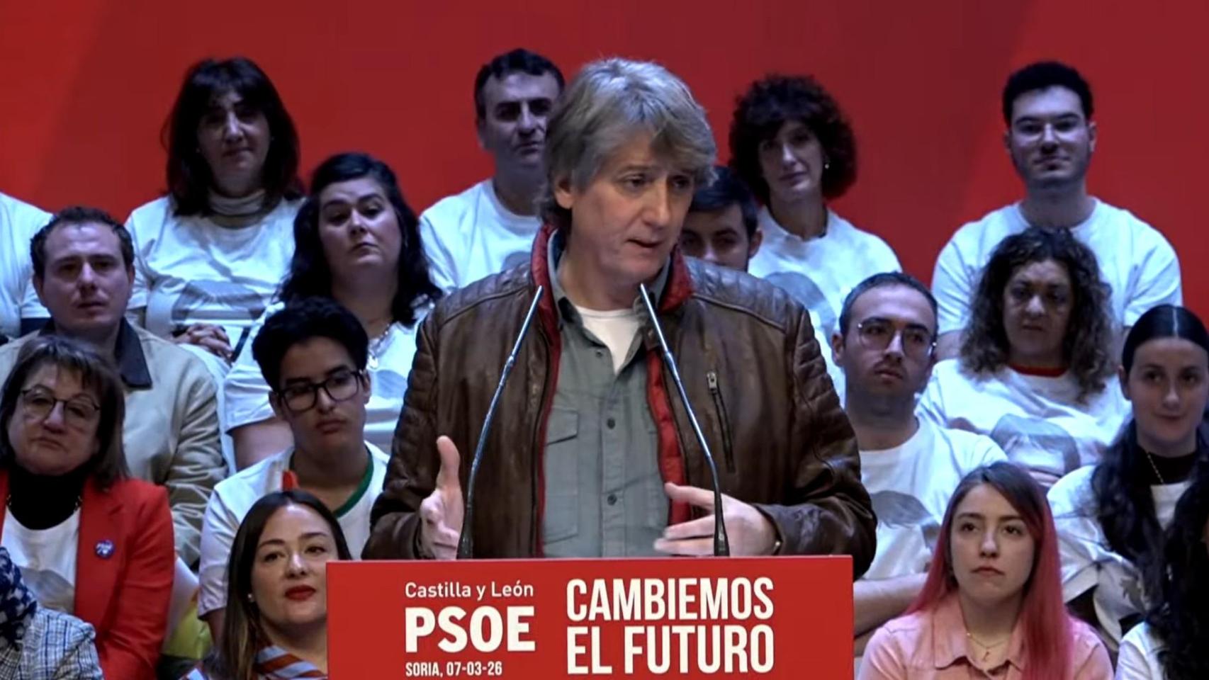 Carlos Martínez.