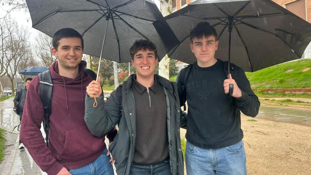 Daniel Elizondo Rosán, John Matheew Sturges Gómez y Jaime Sacristán