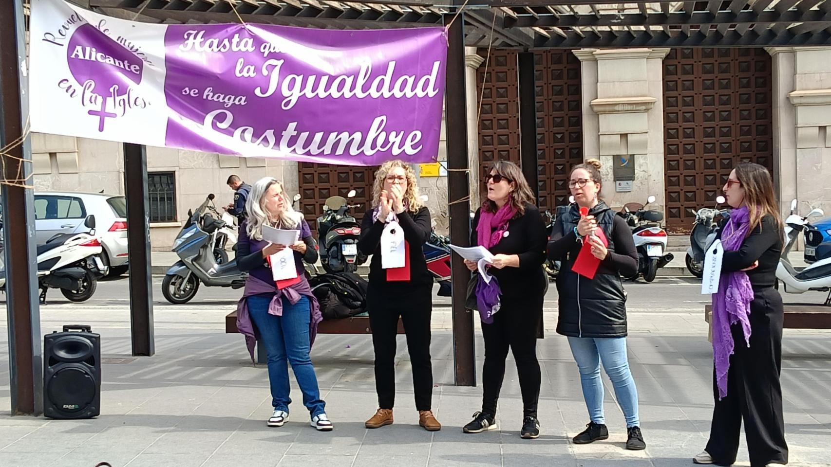 La Revuelta de las Mujeres en la Iglesia el pasado 1 de marzo en Alicante.