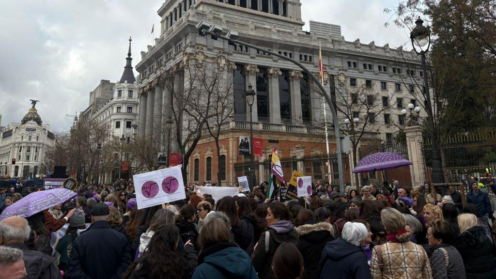 El Movimiento Feminista de Madrid durante la marcha de este domingo en la capital.