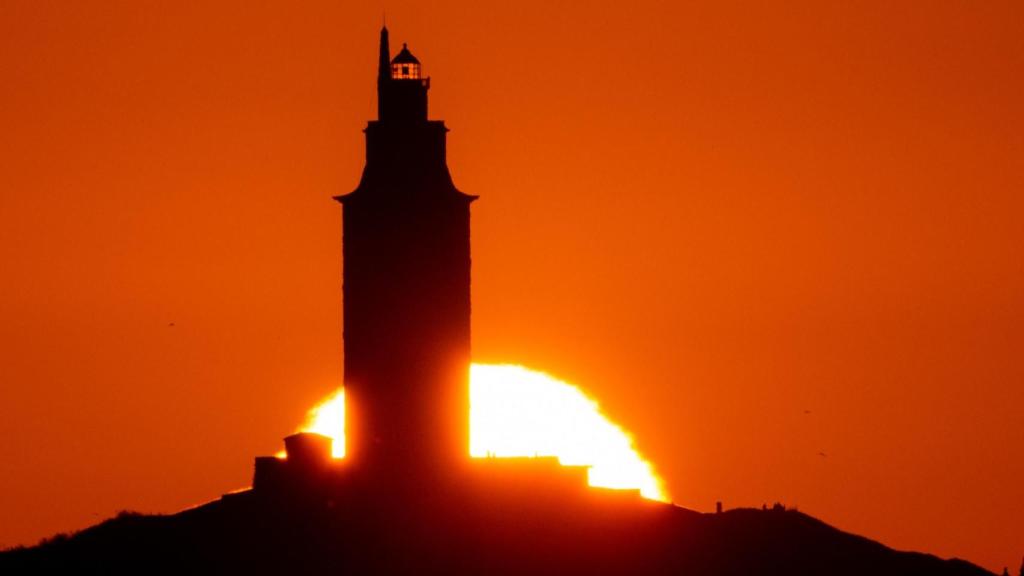 Un atardecer en la Torre de Hércules de A Coruña