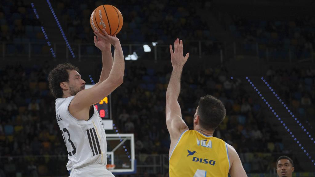 Llull se eleva para anotar con el Real Madrid en el partido ante el Gran Canaria.