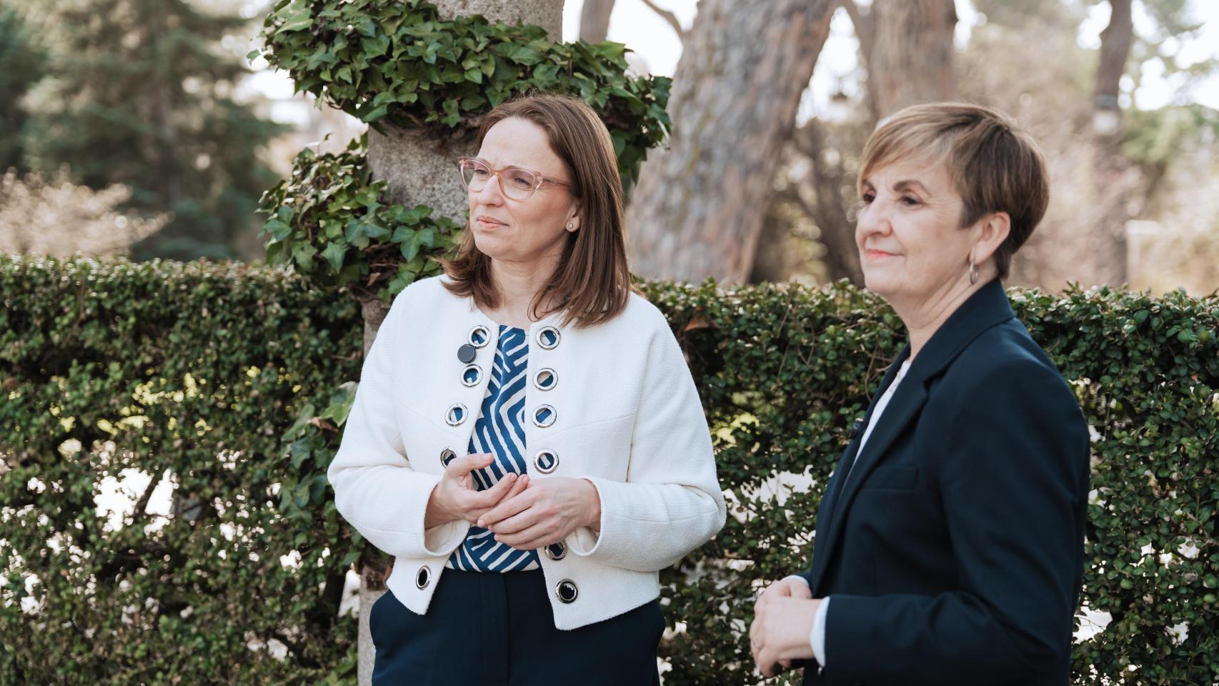 La mujer en la política digital autonómica: cuando el talento vence al 'robo de ideas' o al mira, bonita