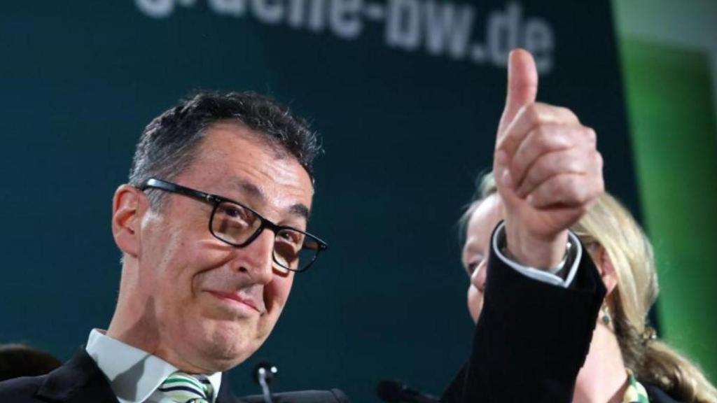 Cem Özdemir, candidato principal de Los Verdes, tras ganar las elecciones.