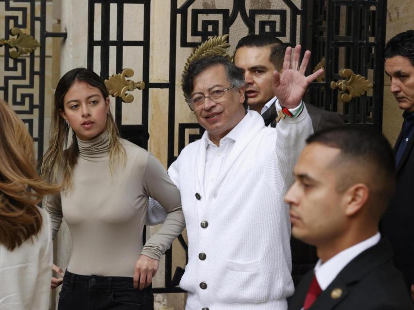 Gustavo Petro tras votar en las elecciones de Colombia.