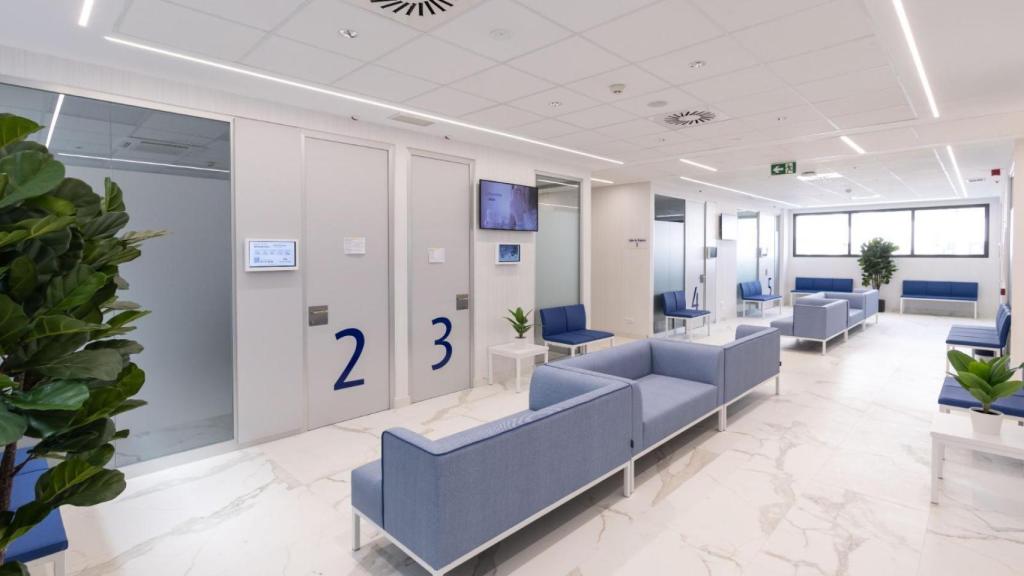 Salas de espera del nuevo hospital de Tres Cantos.