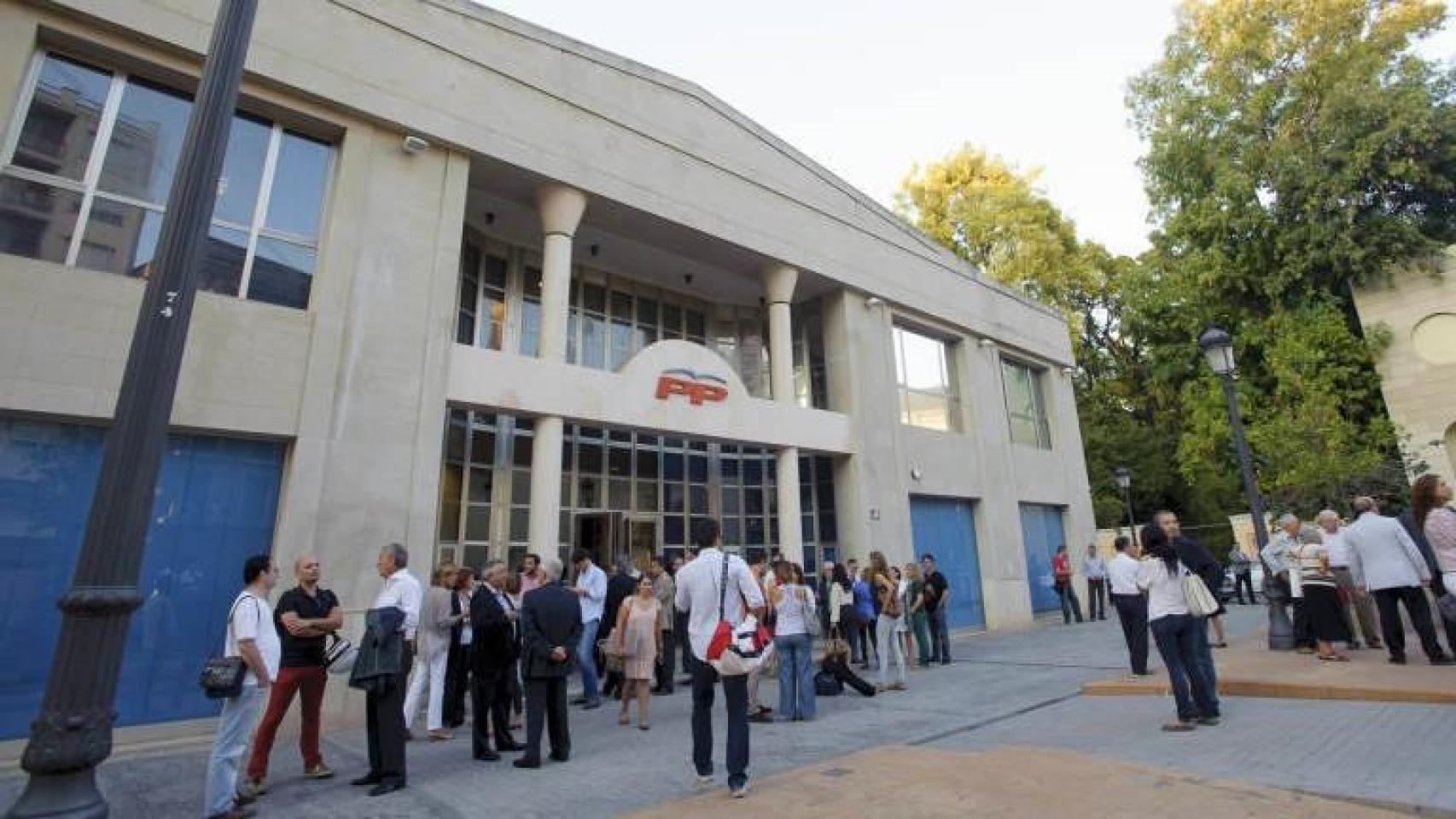 Antigua sede del PPCV en la calle Quart, en la que trabajó como administrativa la hermana de la jueza de la dana. EE