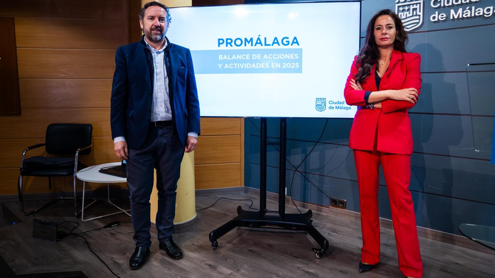 Francis Salas y Alicia Izquierdo en la presentación del balance de Promálaga.
