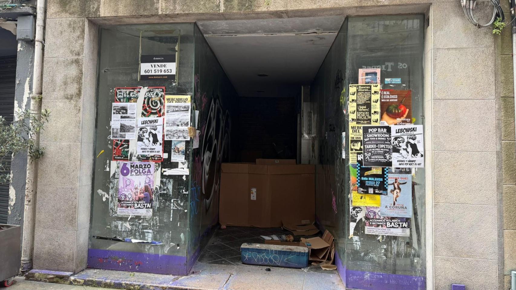 Comerciantes de la calle Galera de A Coruña denuncian problemas con un bajo abandonado: Estamos hartos