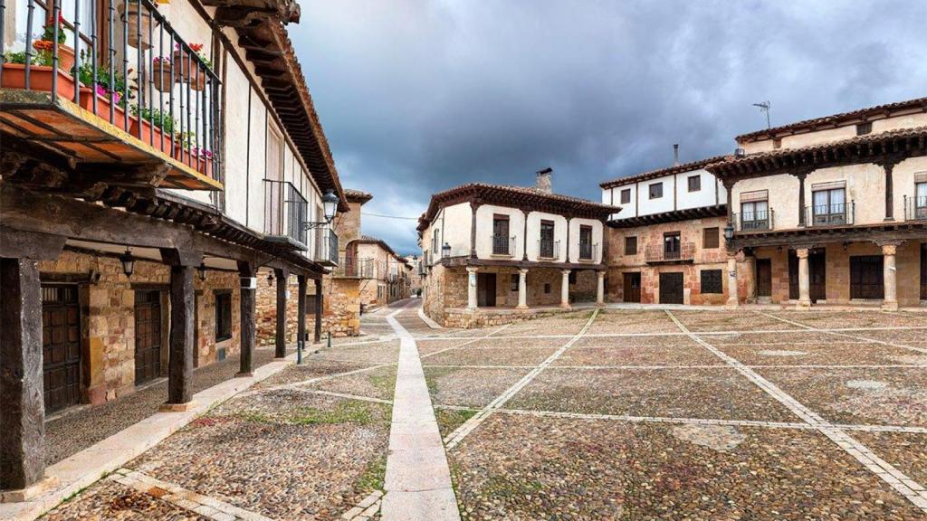 Plaza del Trigo de Atienza (Guadalajara).