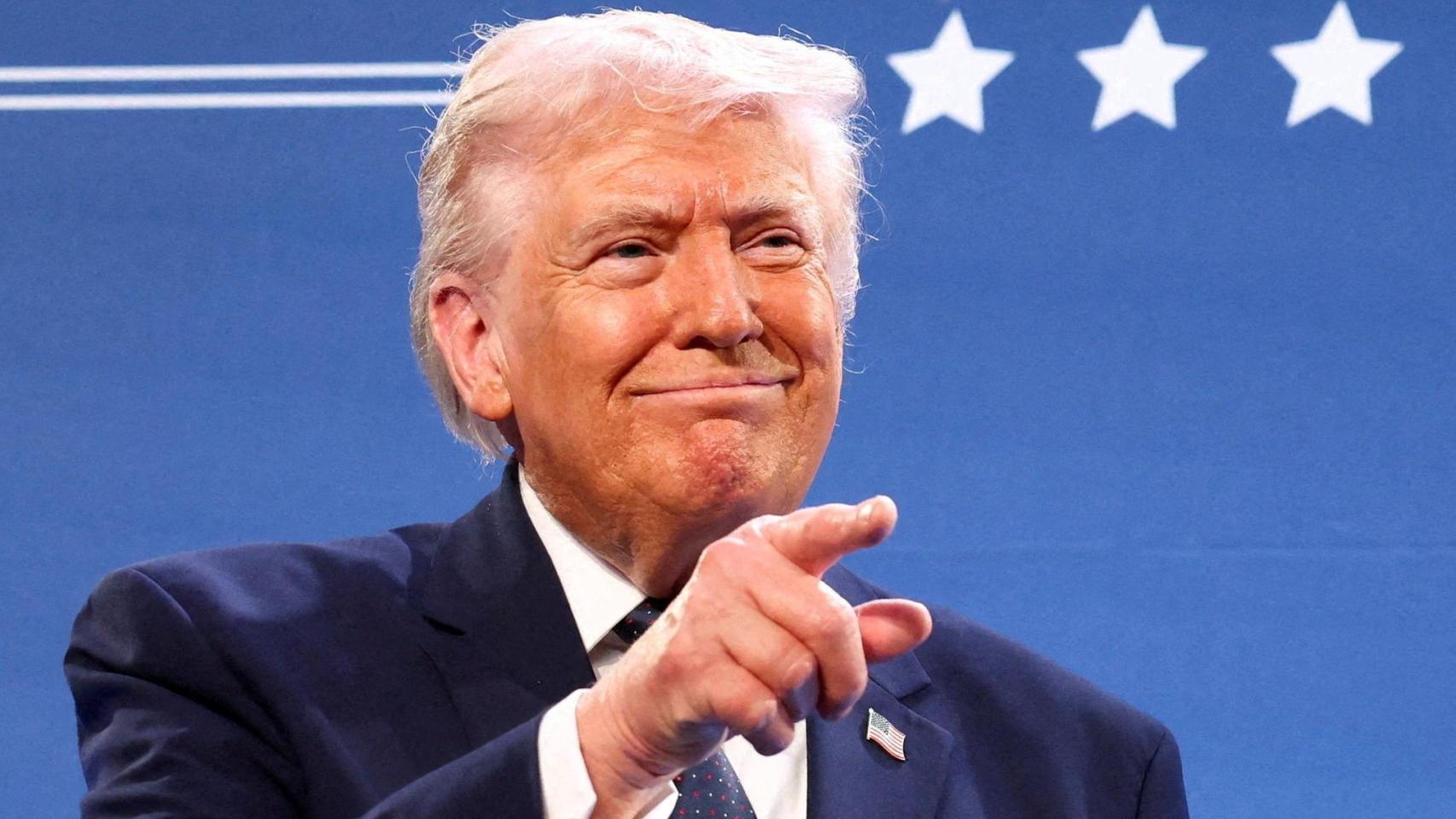Donald Trump pronuncia este lunes un discurso ante miembros del Partido Republicano en el Trump National Doral Miami.