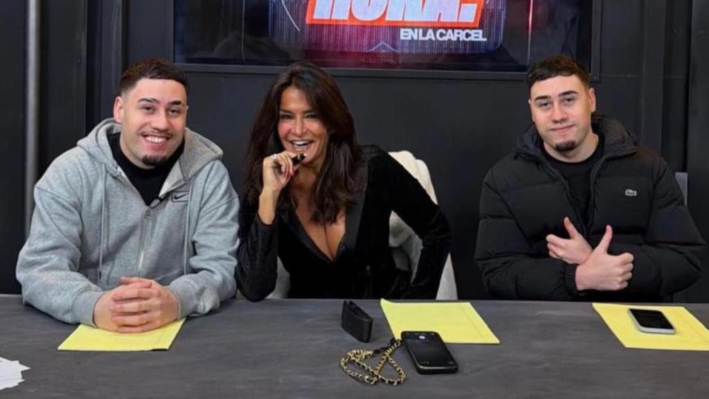 Aída Nízar junto a Carlos y Daniel Ramos.