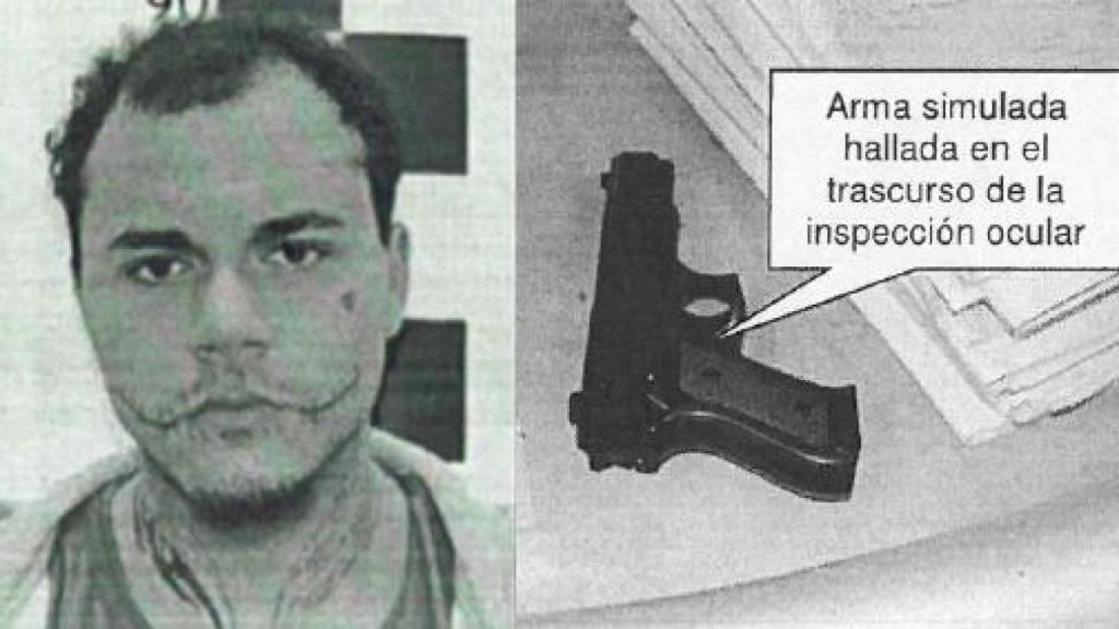 Malik, con su característico tatuaje de la sonrisa del Joker, atracó la sucursal del BBVA de San Pedro del Pinatar con una pistola simulada.