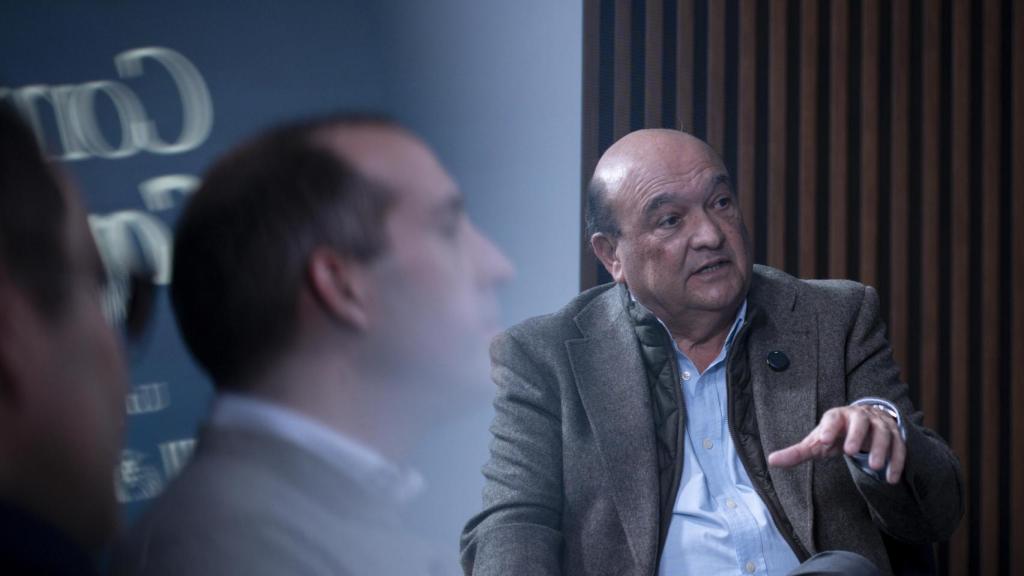 Víctor Nebreda, secretario general de Aevecar, Asociación Española de Vehículos al por mayor de Carburantes y Combustibles.