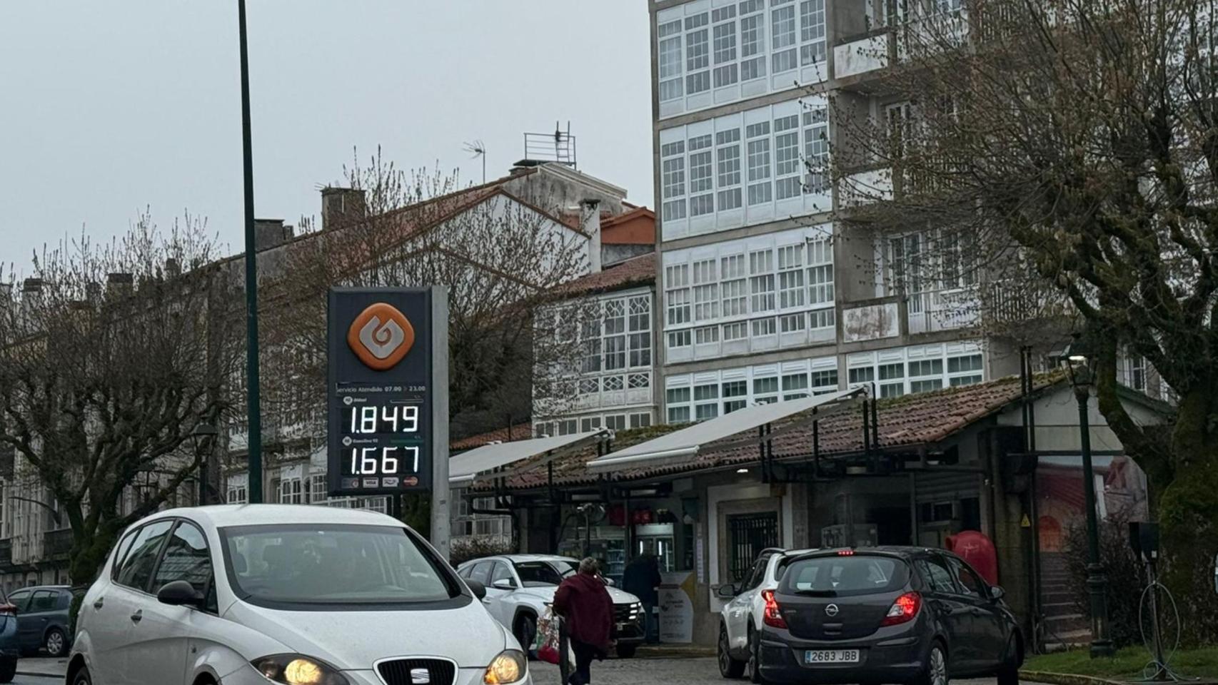 El precio del combustible en alza en Santiago: el diésel sube 30 céntimos en la última semana