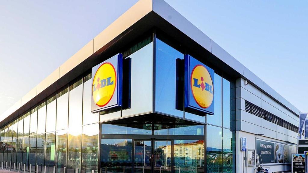 Fachada de tienda Lidl