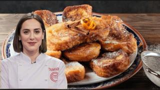 Tamara Falcó junto a un plato de torrijas.