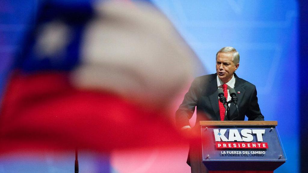José Antonio Kast en un acto de campaña para las elecciones presidenciales de 2025.