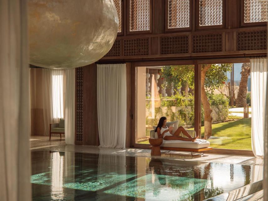 Una de las piscinas cubiertas del Medi-Spa de Royal Mansour Tamuda Bay.