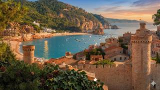 Visite Tossa de Mar, en Gerona.