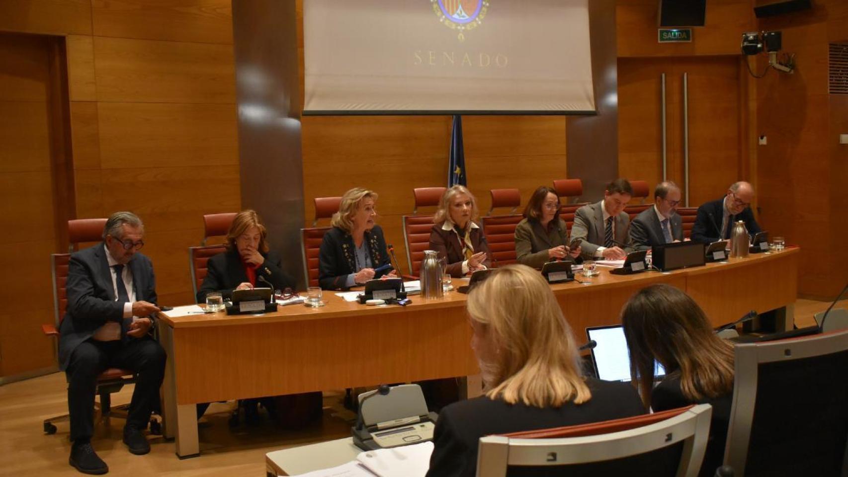 La Comisión de Justicia del Senado.
