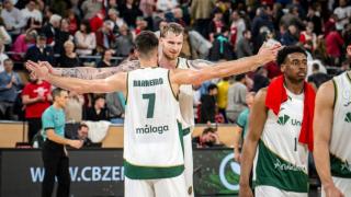 Barreiro y Balcerowski celebran el pase a cuartos tras vencer al Chalon en Francia.