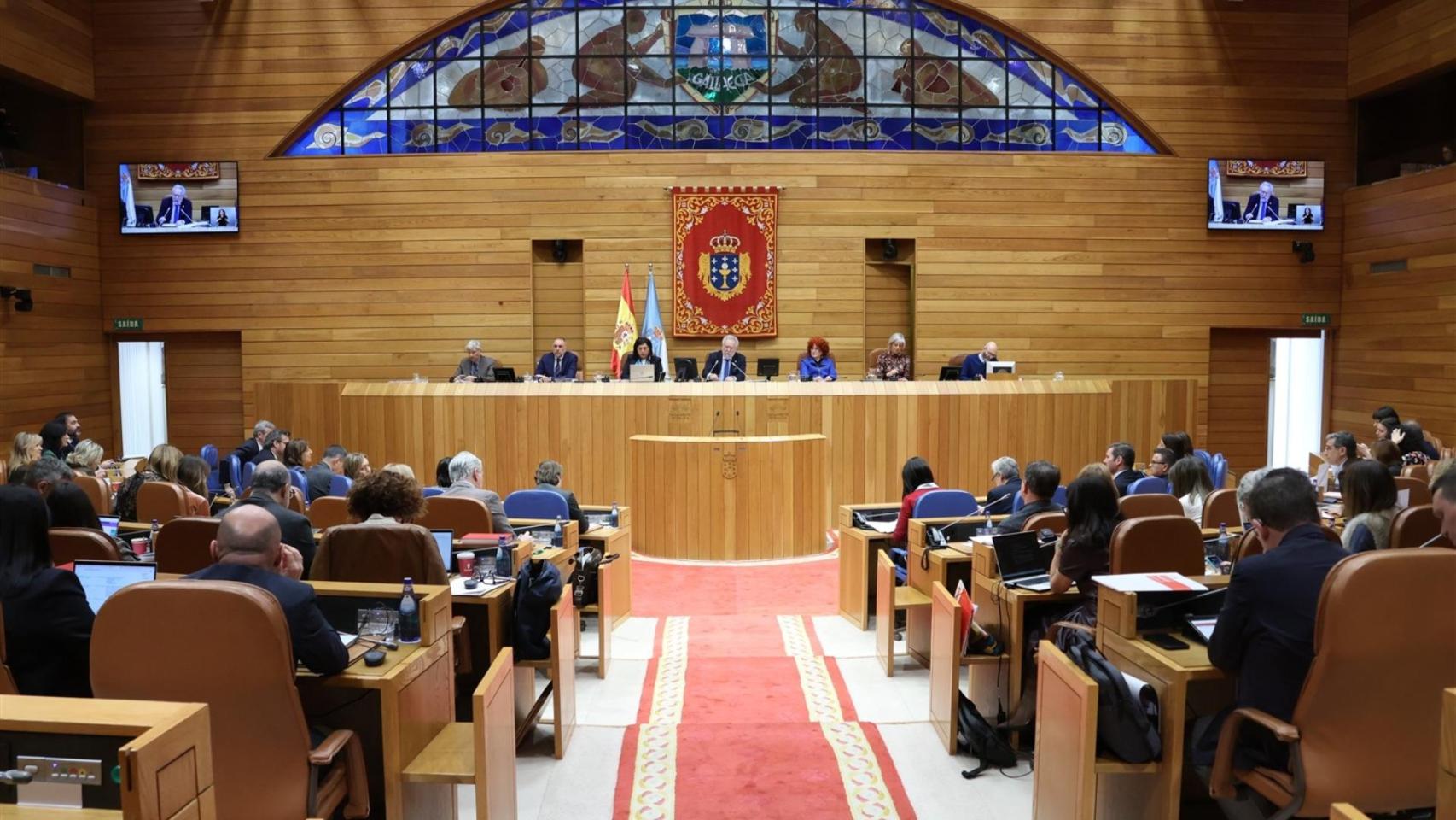 Apoyo unánime en el Parlamento para crear en A Coruña un centro europeo de I+D en Recursos Humanos
