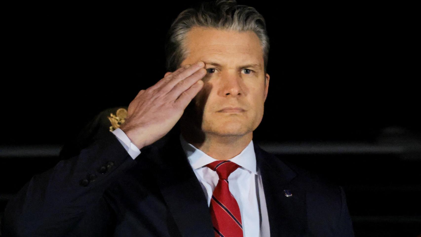 Pete Hegseth, jefe del Pentágono durante un acto de homenaje a los soldados caídos en la guerra de Irán.