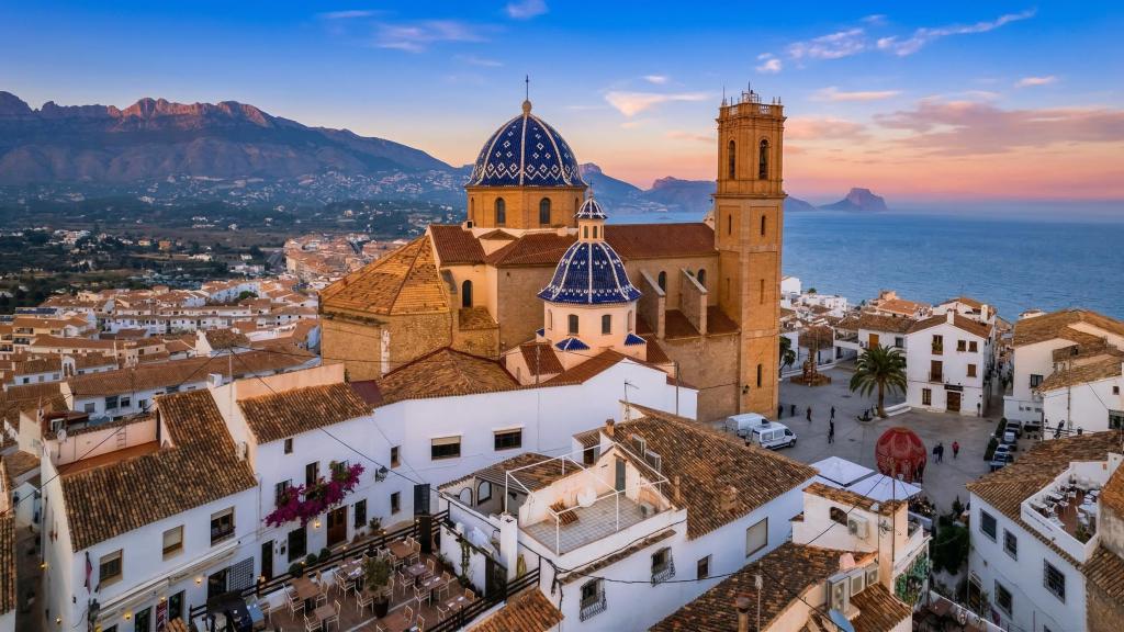 Visite Altea, en Alicante (Comunidad Valenciana).