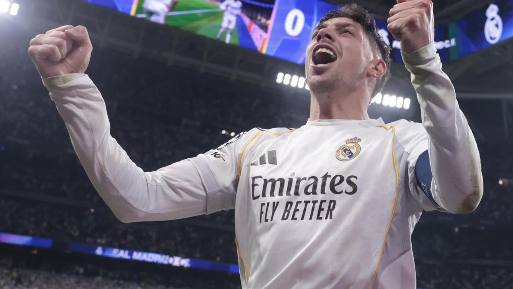 Fede Valverde celebra su hat-trick contra el Manchester City