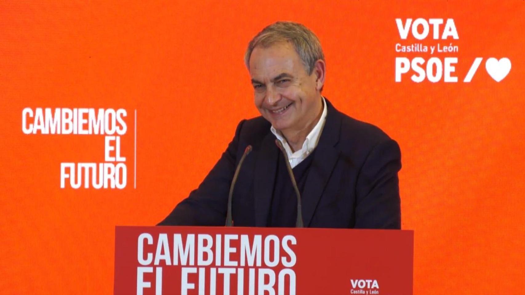 El expresidente del Gobierno José Luis Rodríguez Zapatero durante un acto electoral en Segovia.