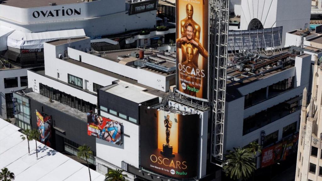 Todo listo en Hollywood para la entrega de los Oscar en el teatro Dolby.