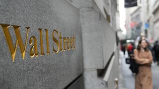Fachada de Wall Street.