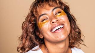 Los parches para bolsas y ojeras más virales en redes hunden su precio durante las Ofertas de Primavera de Amazon
