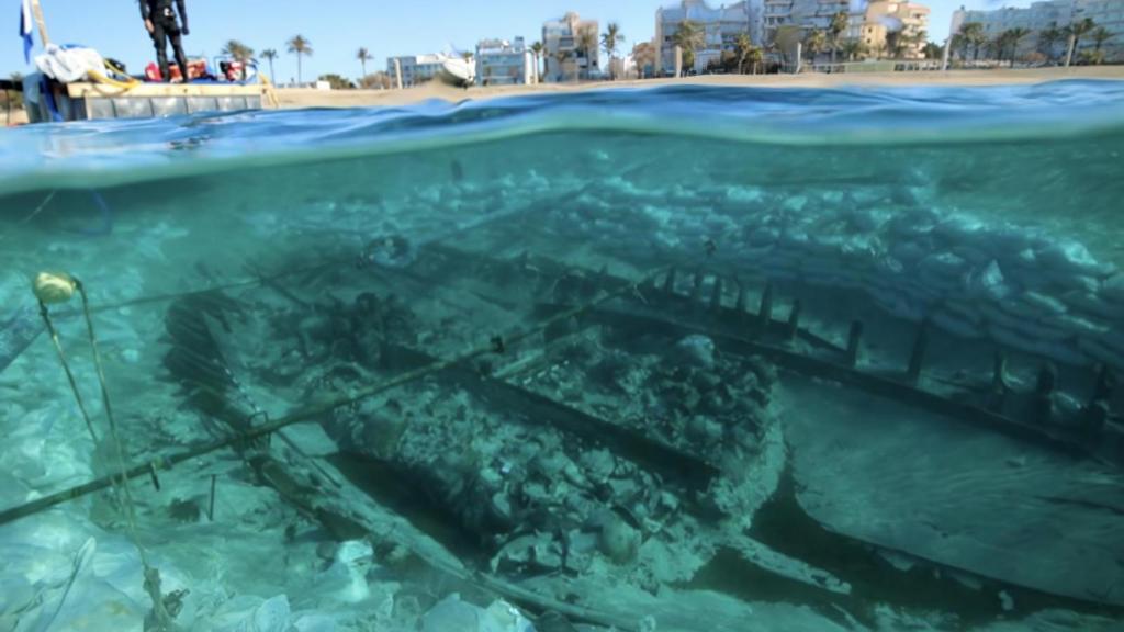 Naufragio en Fontanelles Bahía de Palma, Mallorca.