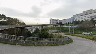 Puente de acceso del CHUAC por la AC-12