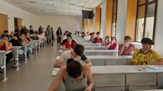 Imagen de archivo, alumnos en el primer examen de la PAU 2025.